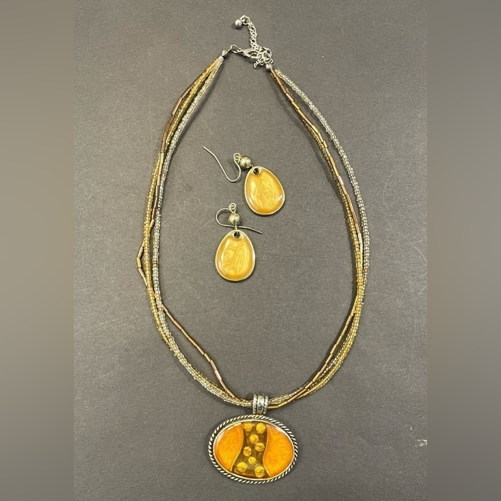 KC Jewelry Necklace and Earring Set